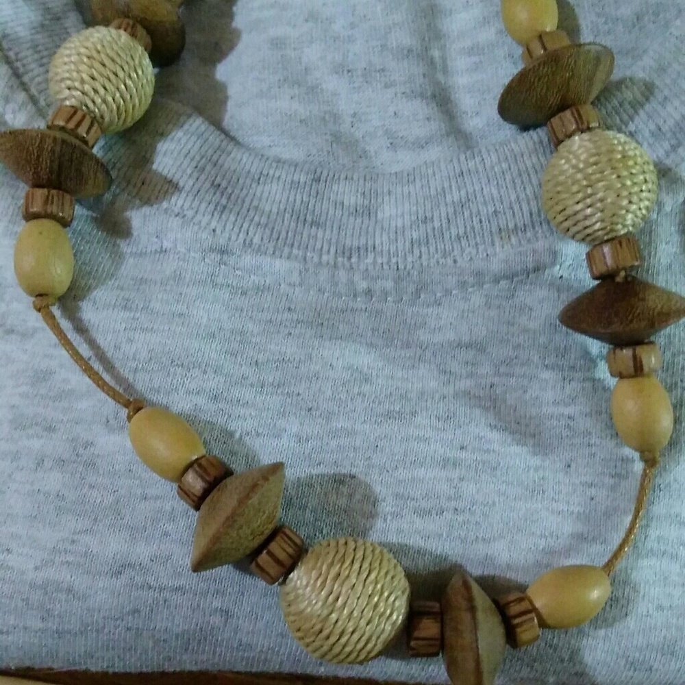 Necklace - Picture 3 of 4